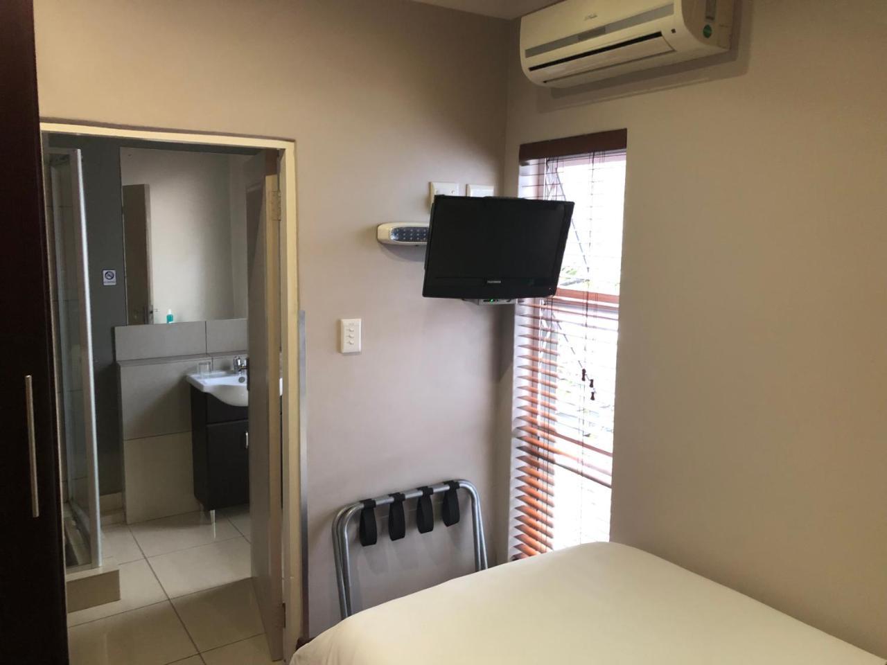 314 On Clark Guest House Pretoria Exterior photo